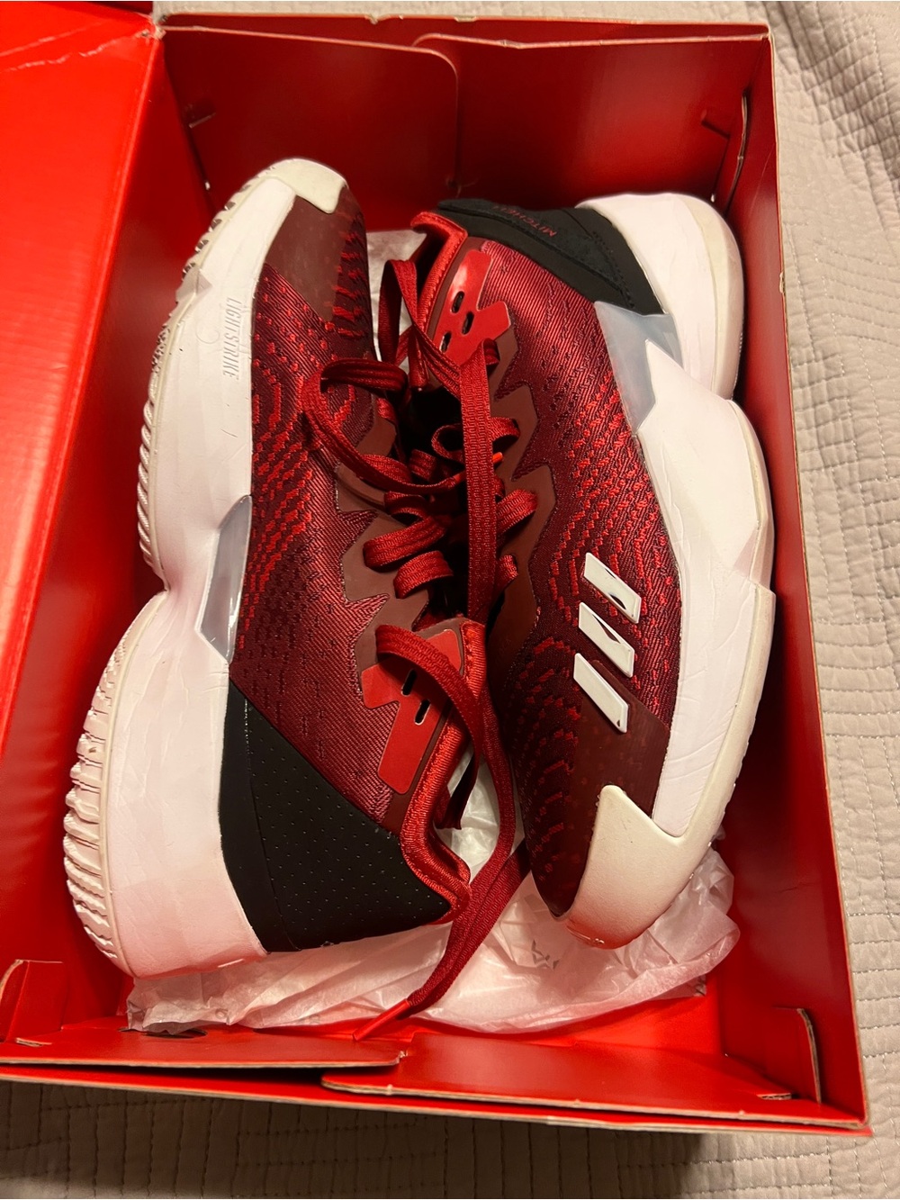 adidas D.O.N. Issue 4 Basketball Shoes - red/White/Black men 6.5 or women’s 7.5